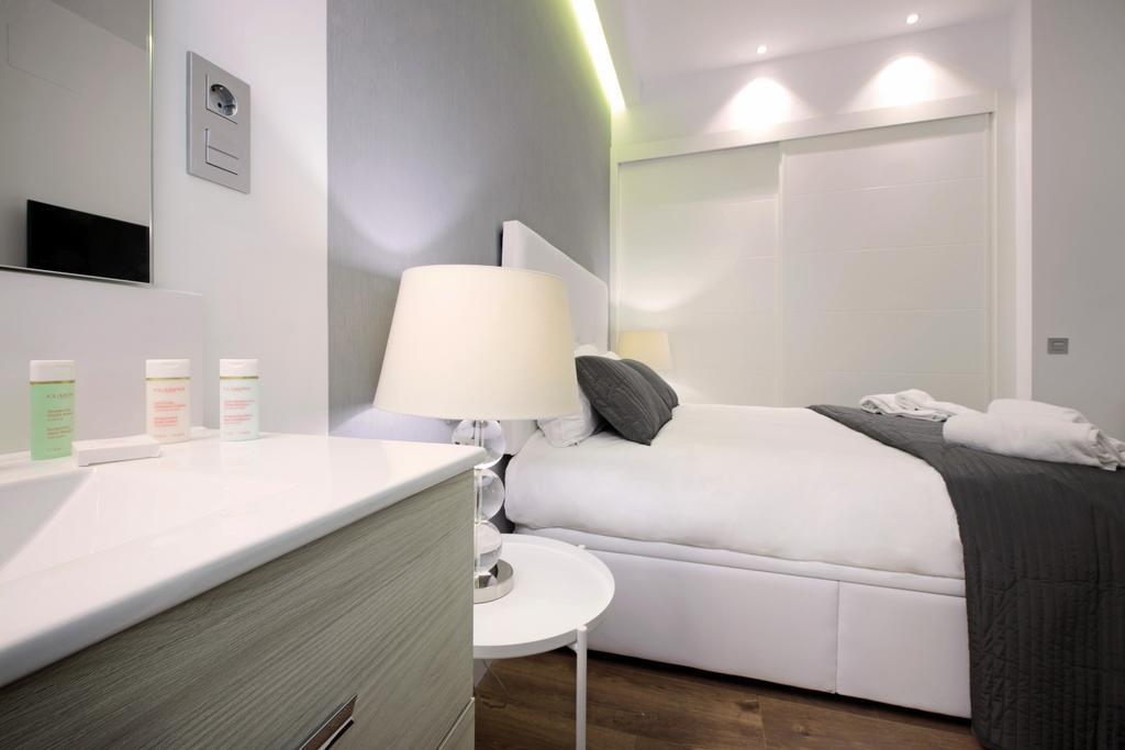 Latina Palace Madrid Luaran gambar